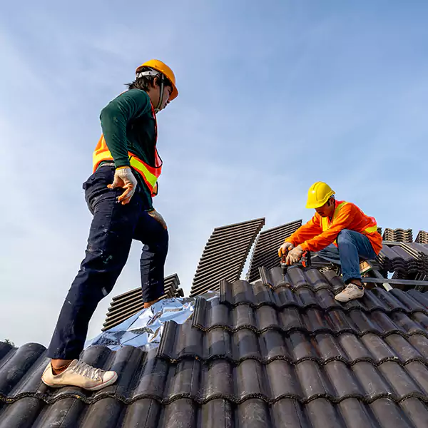 Why Madison, WI Property Owners Trust Madison Roofing Pro for Emergency Roof Repair?