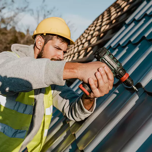 Why Madison Property Owners Choose Madison Roofing Pro for Metal Roof Replacement?